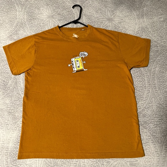 LG Men's Yellow Graphic Tee - Picture 1 of 4